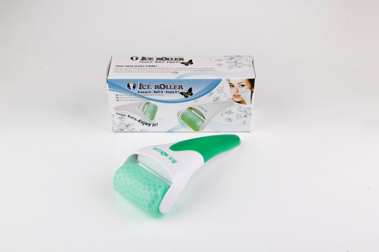 Cooling Ice Face Roller in green